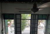 Cho thuê căn hộ tầng 2 Phố Phùng Hưng 45m2, 7.5 Triệu  làm VP, KD online, kết hợp ở